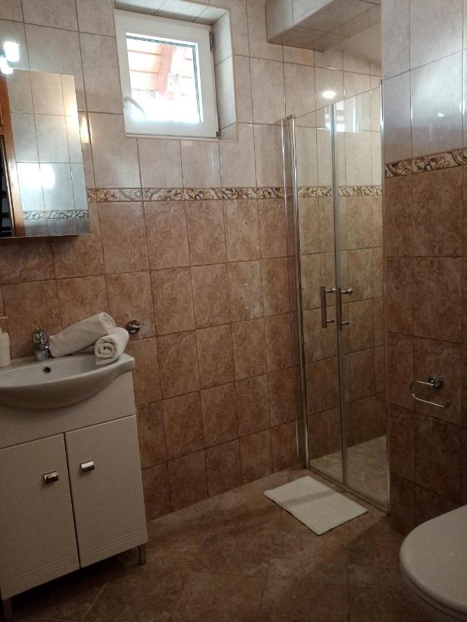 Balla Apartmanhaz Siofok Ngoại thất bức ảnh